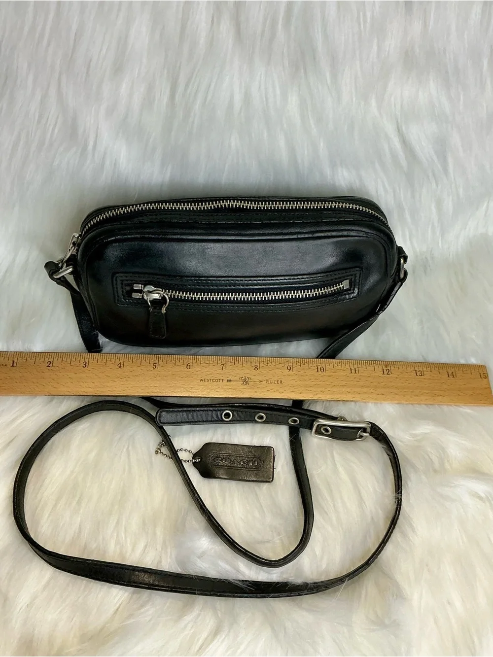 COACH Black Baguette Barrel Handbag No. M23-9589
